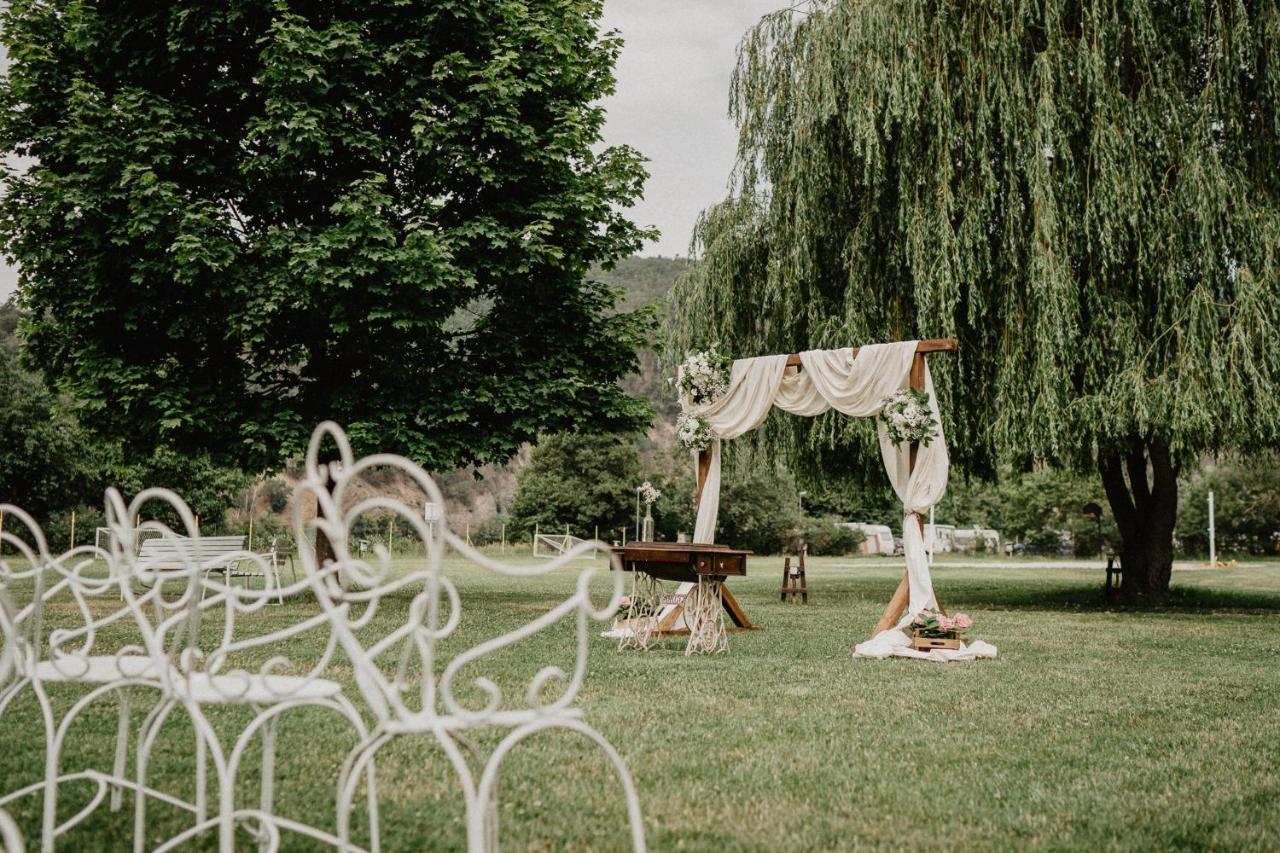 Lavka Park Skochovice Hotell Vrané nad Vltavou Exteriör bild